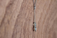 Charger l'image dans la galerie, Mobiles : souvenir d'enfance